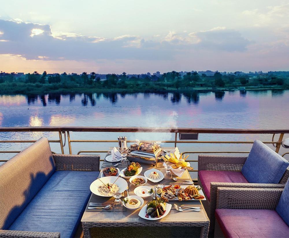 Nile View Jewel Hotel カイロ エクステリア 写真